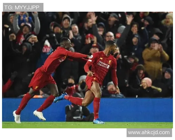 西汉姆联对阵哈德斯菲尔德的精彩较量即将上演,谁能赢得胜利 西汉姆联对阵哈德斯菲尔德的精彩较量即将上演,谁能赢得胜利